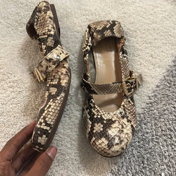 SCHUTZ Mary Jane style size 8.5 snake embossed - Picture 3 of 10